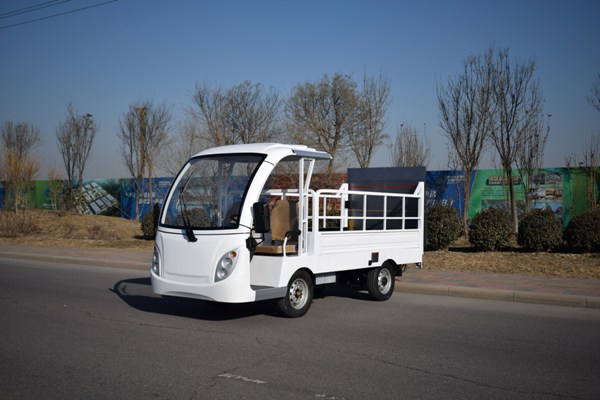 帶升降尾板電動貨車