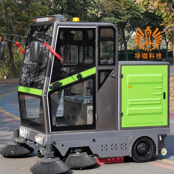 電動掃地車