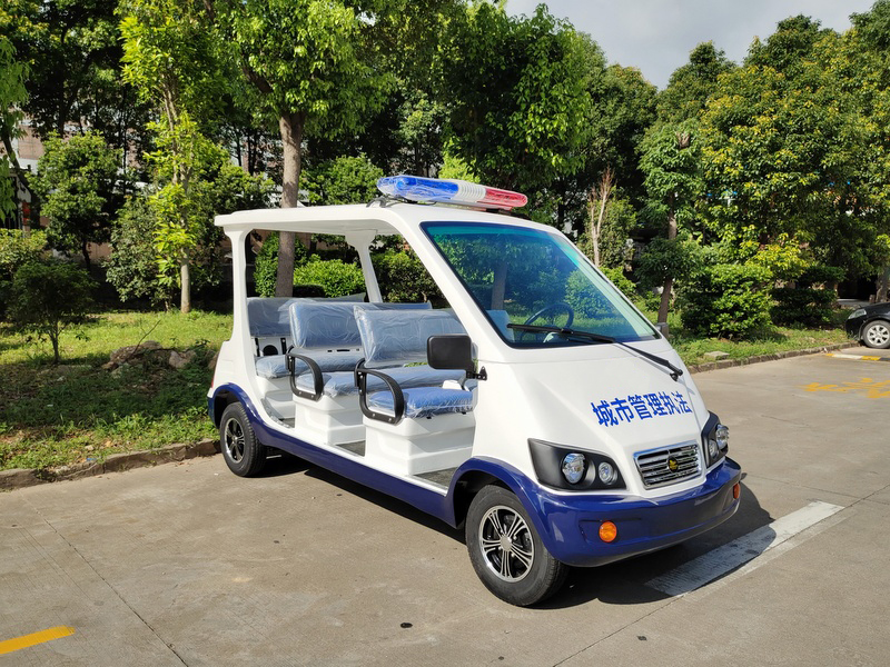 8座巡邏車