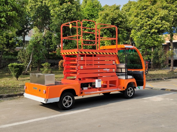 華鍇高空作業電動舉升車