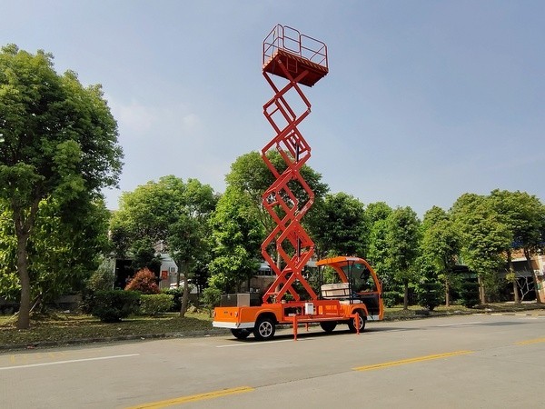 華鍇高空作業電動舉升車