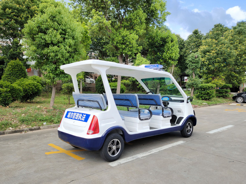 8座巡邏車
