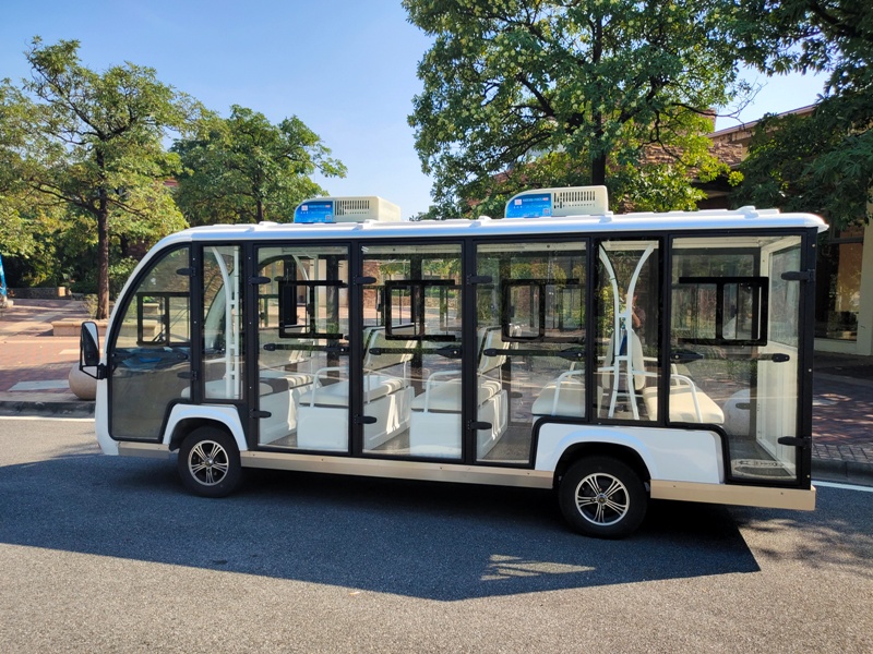 封閉電動觀光車