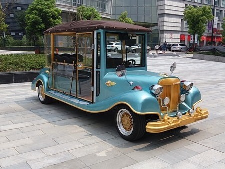 維羅納款8座全封閉電動老爺車