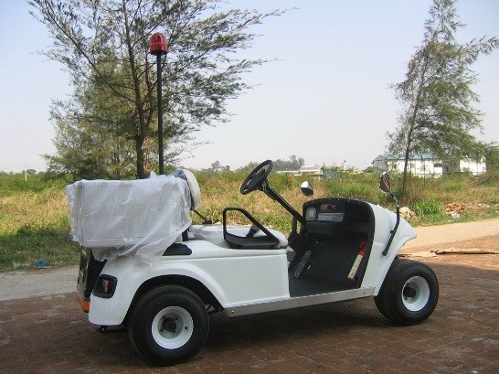 2座高爾夫球車貨車