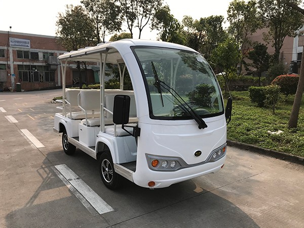 8座位電動觀光車